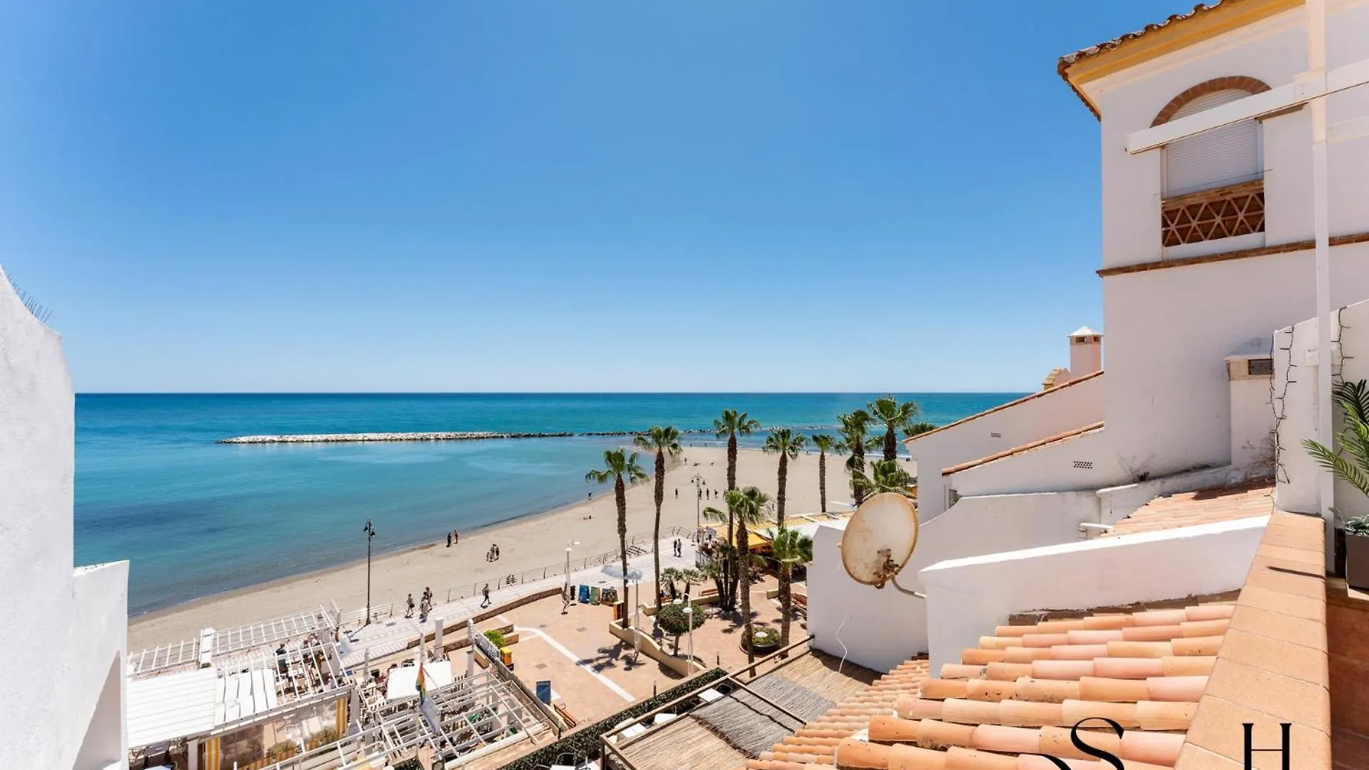 2Bed Beach Apartment , First Line Lux Benalmádena