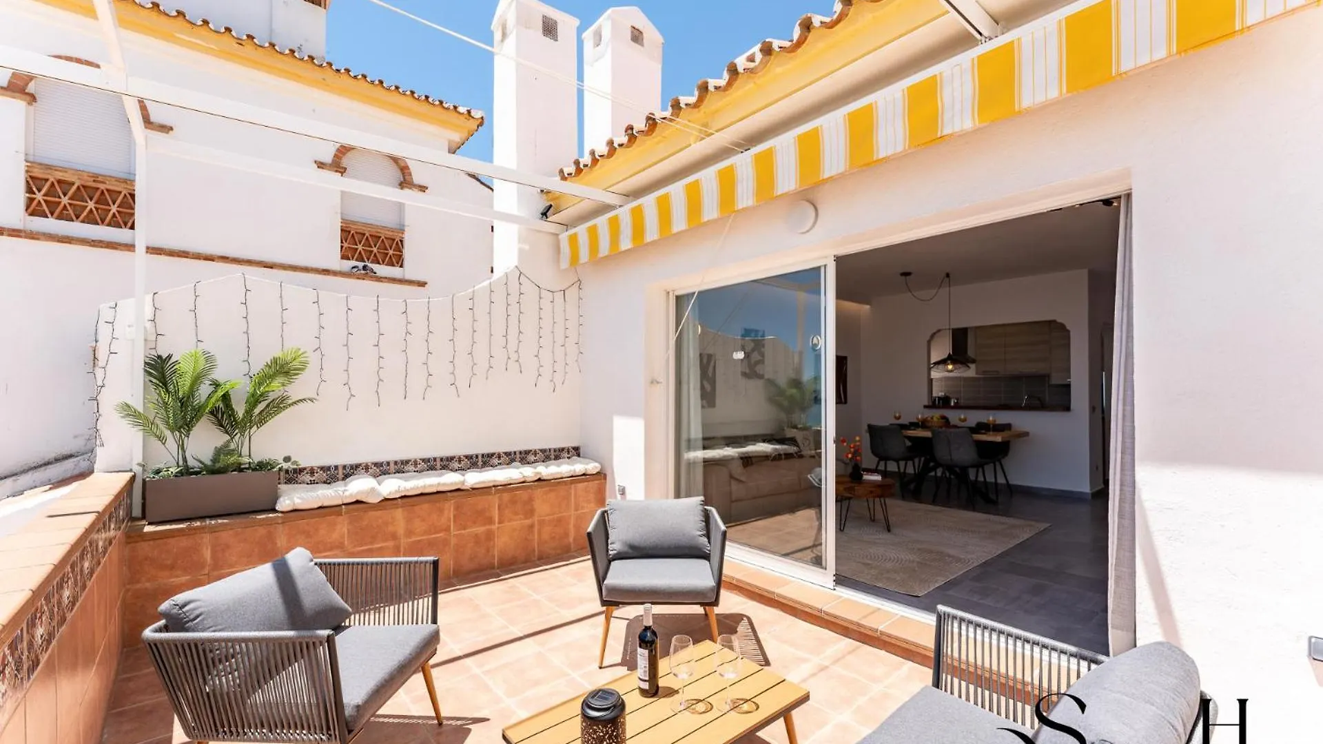 2Bed Beach Apartment , First Line Lux Benalmádena